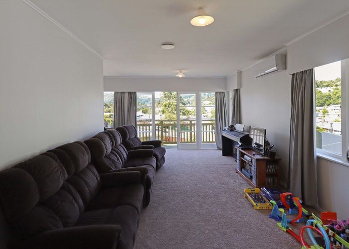  at 79 Thomas Street, Stokes Valley, Lower Hutt, Wellington