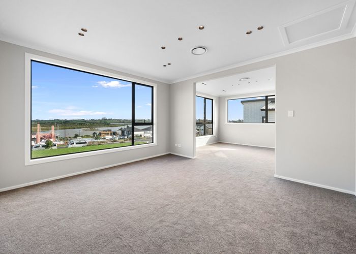  at 16 Parkmore Drive, Rosehill, Papakura, Auckland