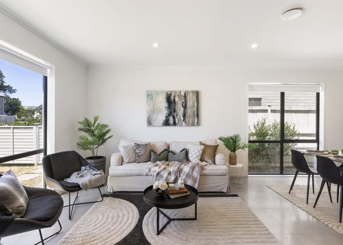  at 35 Pepene Avenue, Takanini, Auckland