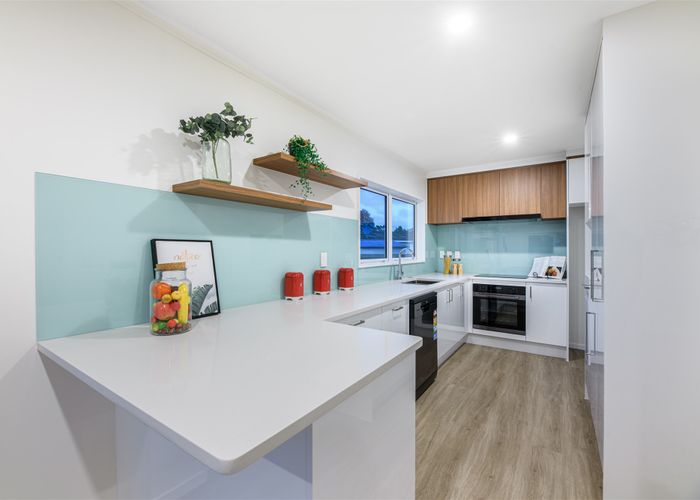 at 3/42 Pomaria Road, Henderson, Auckland