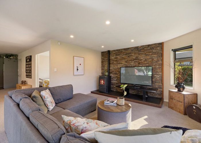  at 65 Howards Drive, Lake Hayes Estate, Queenstown-Lakes, Otago