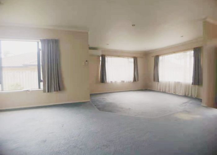  at 11 Carlingford Drive, East Tamaki Heights, Manukau City, Auckland