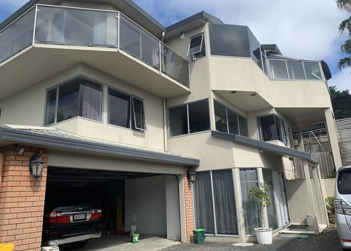  at 2/19 Martin Crescent, Northcote, North Shore City, Auckland