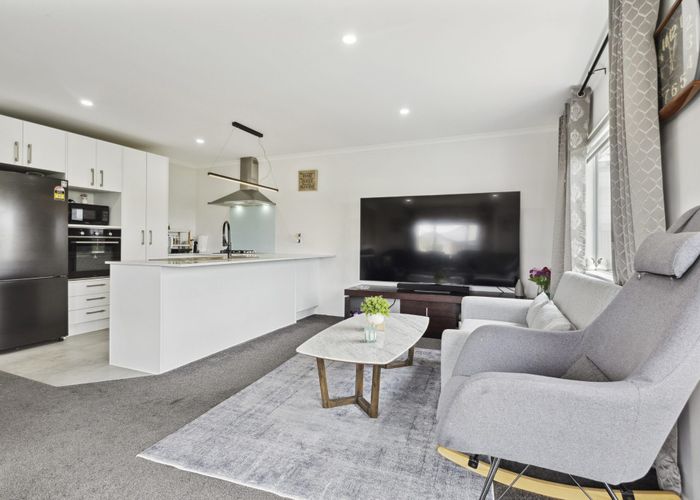  at 25 Whareatua Avenue, Takanini, Auckland