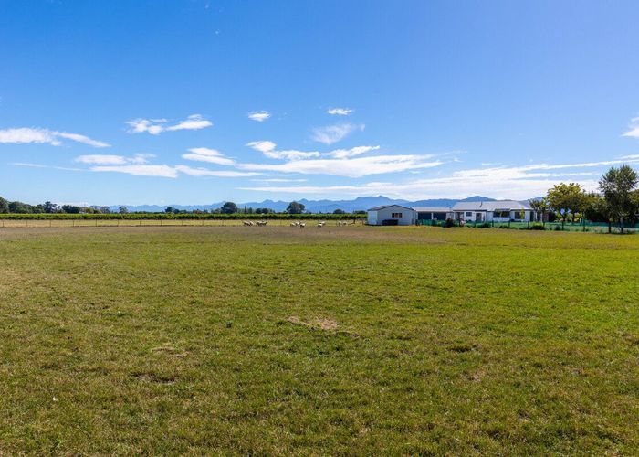 at 445 Dillons Point Road, Blenheim