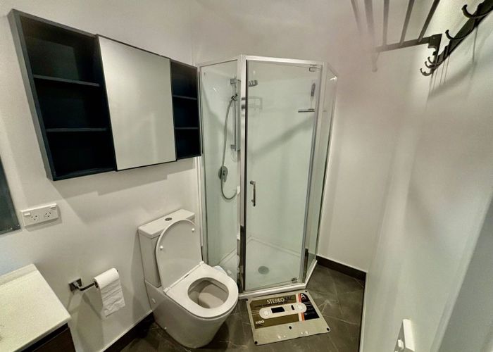  at 103/553C Glenfield Road, Glenfield, North Shore City, Auckland