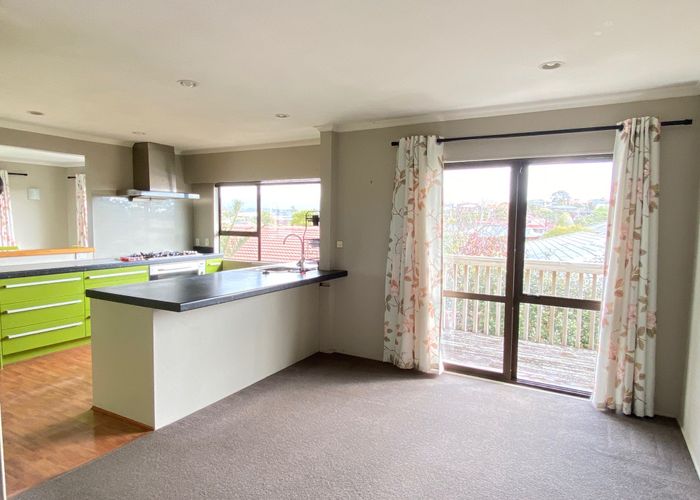  at 6 Riesling Place, Henderson, Waitakere City, Auckland