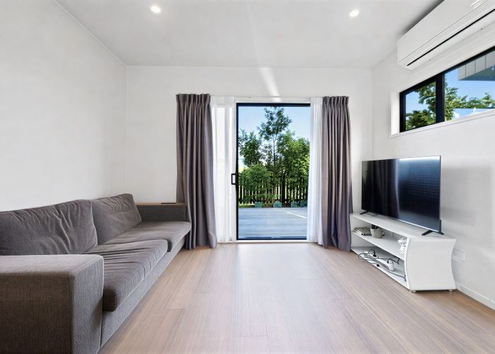  at 31-47A Huntington Drive, Huntington Park, Manukau City, Auckland