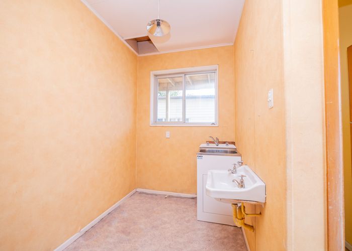  at 2A Brooklyn Street, Green Island, Dunedin, Otago