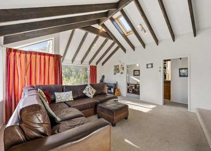  at 1 Taka Grove, Normandale, Lower Hutt