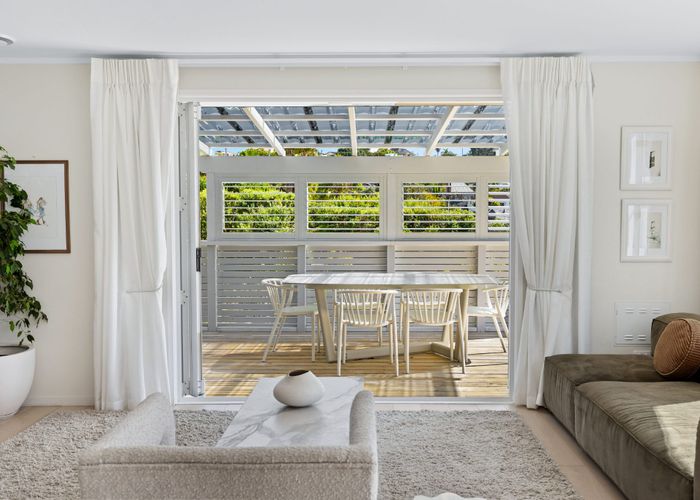  at 32 Swann Beach Road, Stanmore Bay, Rodney, Auckland