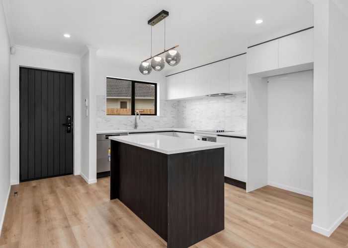  at 658B Te Atatu Road, Te Atatu Peninsula, Waitakere City, Auckland