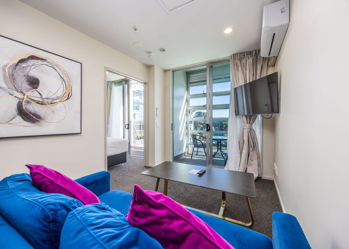  at 410/17 Amersham Way, Manukau, Manukau City, Auckland