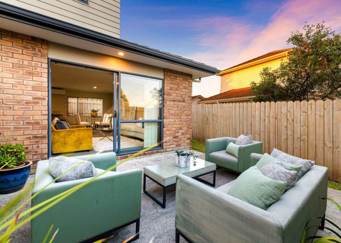  at 10 Orbit Place, Flat Bush, Auckland