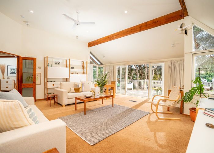  at 16 Mariri Road, Kelburn, Wellington