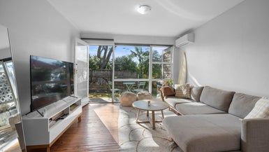  at 8/77 Old Lake Road, Narrow Neck, Auckland