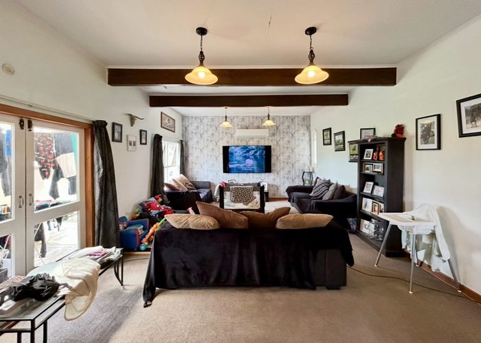  at 814 Roberts Line, Bunnythorpe, Palmerston North