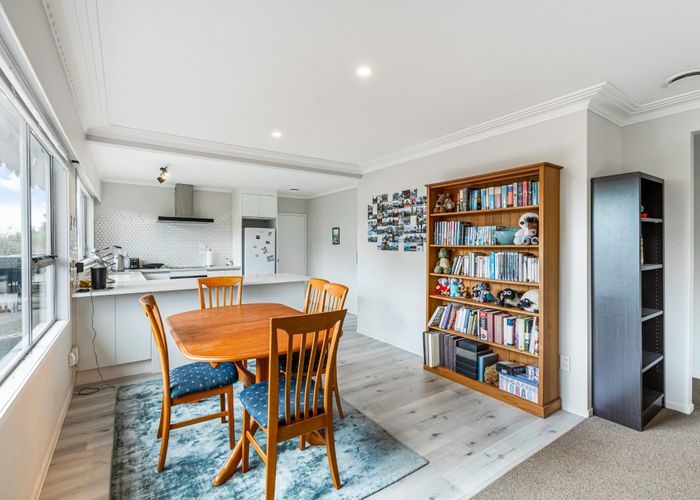  at 2/4202A Great North Road, Glendene, Auckland
