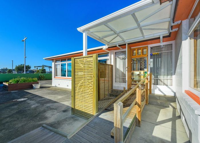  at 205 Marine Parade, New Brighton, Christchurch City, Canterbury