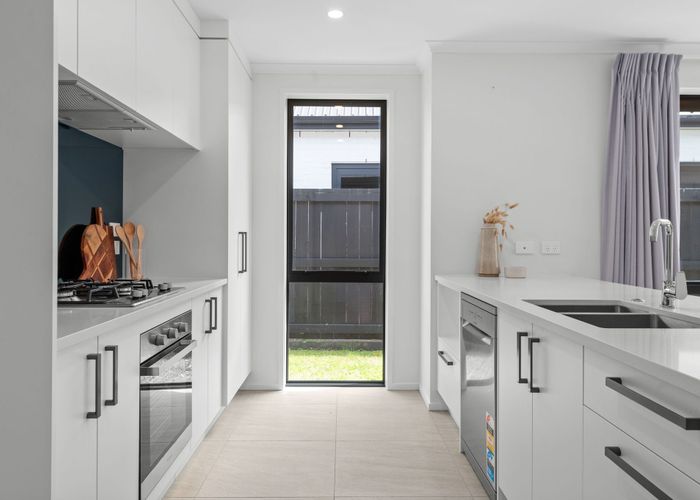  at 10 Gosset Avenue, Chartwell, Hamilton, Waikato