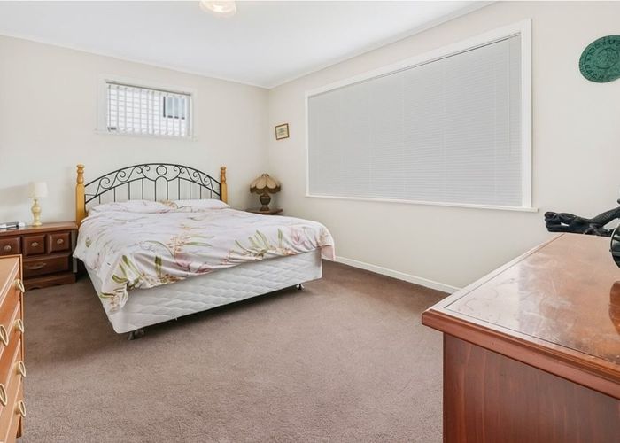  at 2A Burlington Place, Manurewa, Manukau City, Auckland