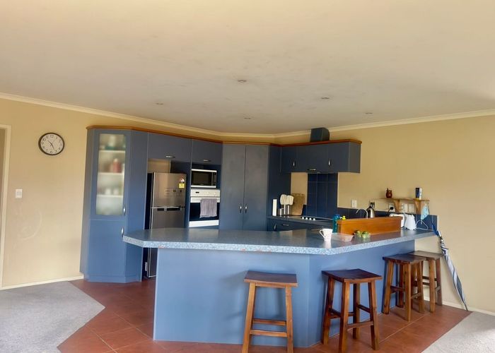  at 16 Hawkridge Rise, Huntington, Hamilton