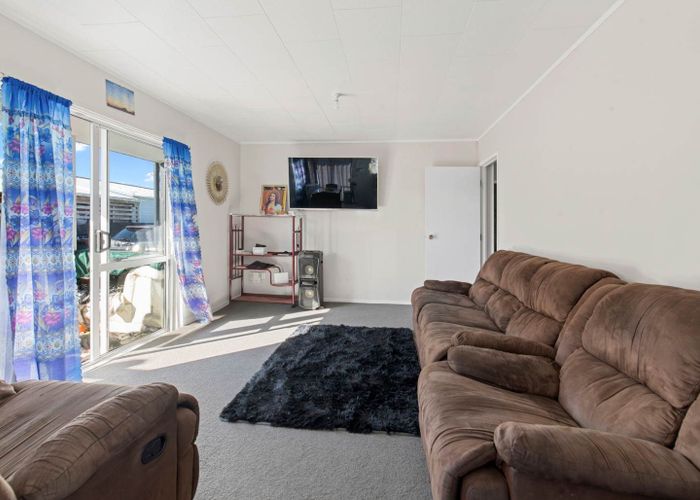  at 78 Burundi Avenue, Clendon Park, Auckland