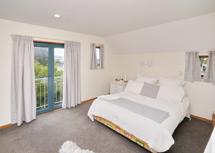  at 1/56 Nayland St, Sumner, Christchurch City, Canterbury