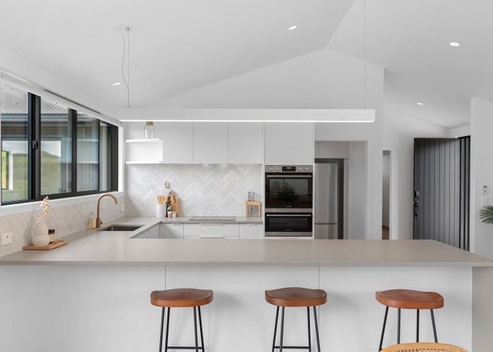  at 39 Lakeview Lane, Mangawhai