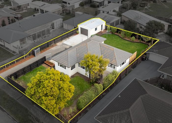  at 70 Inwoods Road, Parklands, Christchurch