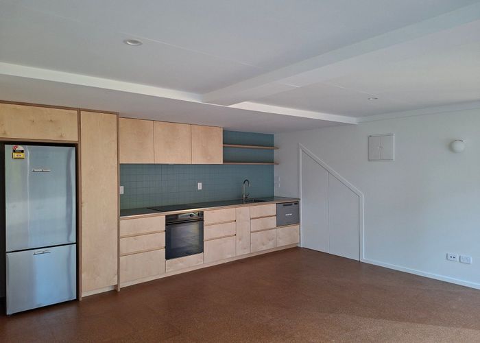  at 36 Shandon Road, Vauxhall, Dunedin, Otago