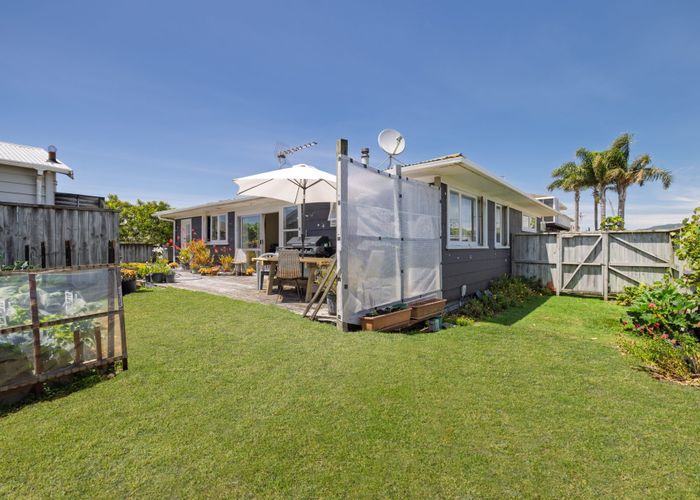  at 6 Mccallum Place, Papamoa Beach, Papamoa