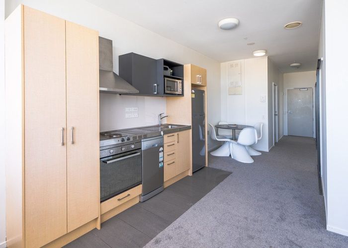  at 613/17 Putney Way, Manukau, Manukau City, Auckland
