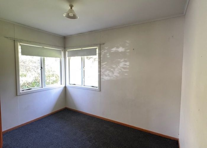  at 74 Kervil Ave, Te Atatu Peninsula, Waitakere City, Auckland
