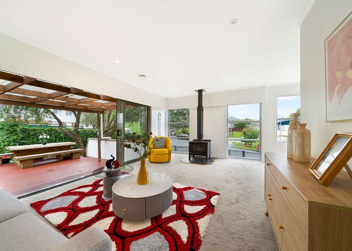  at 14 Pasteur Place, New Windsor, Auckland City, Auckland