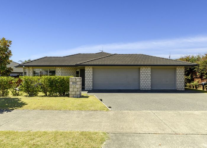  at 14 Albero Drive, Ohauiti