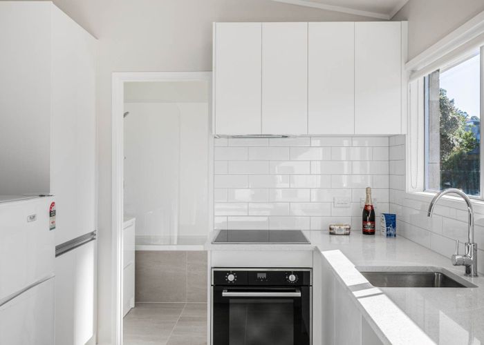  at 4/23 Fairview Road, Mount Eden, Auckland City, Auckland