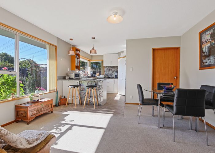  at 4 Briar Place, Avonhead, Christchurch City, Canterbury