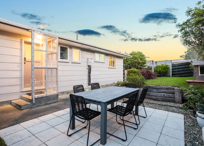  at 8 Thimble Lane, Whitby, Porirua, Wellington