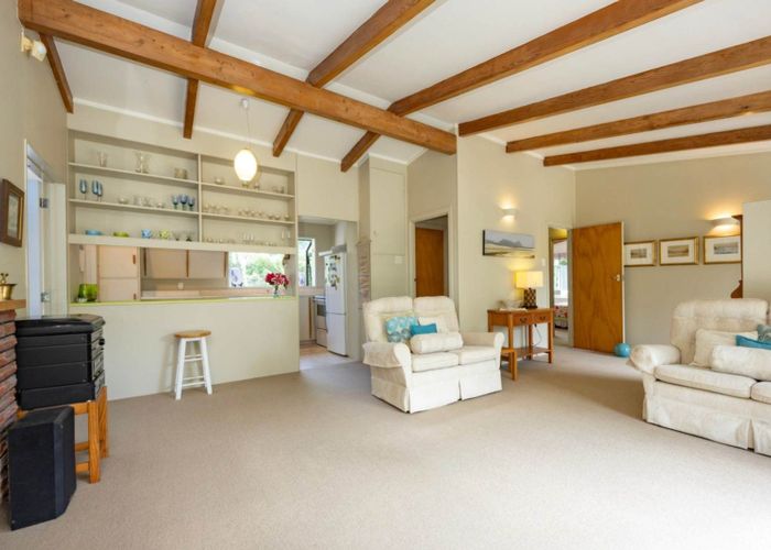  at 36 South Lynn Road, Titirangi, Waitakere City, Auckland