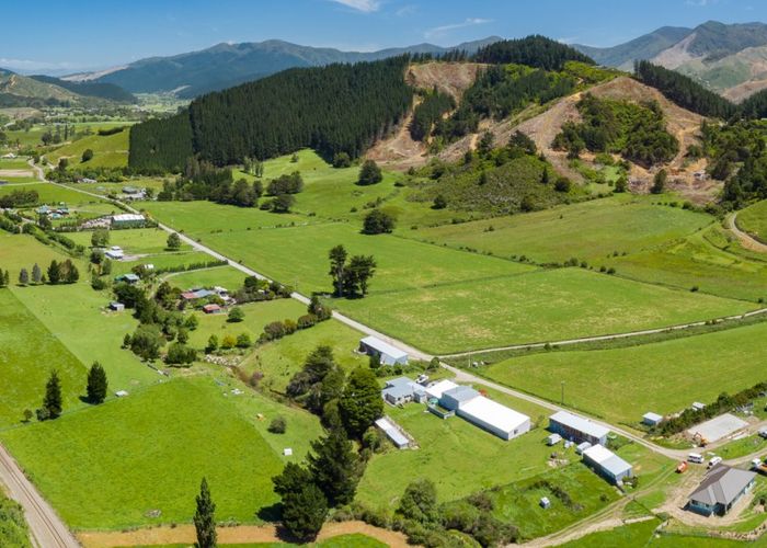 at 166 Lindens Road, Blenheim