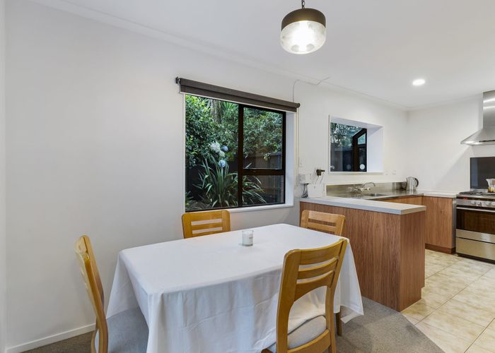  at 17B Phyllis Street, Mount Albert, Auckland