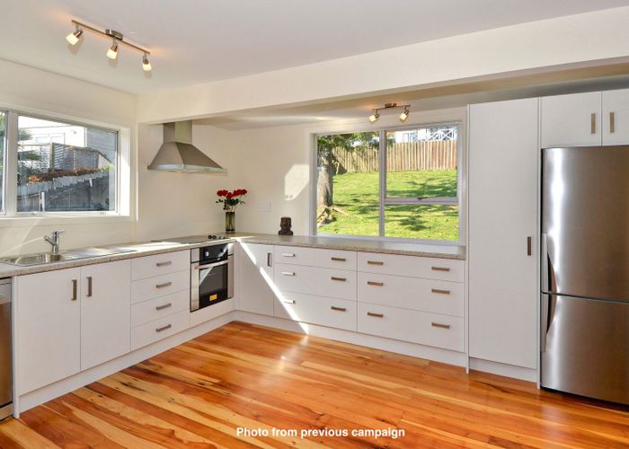 at 2/729 Beach Road, Browns Bay, North Shore City, Auckland