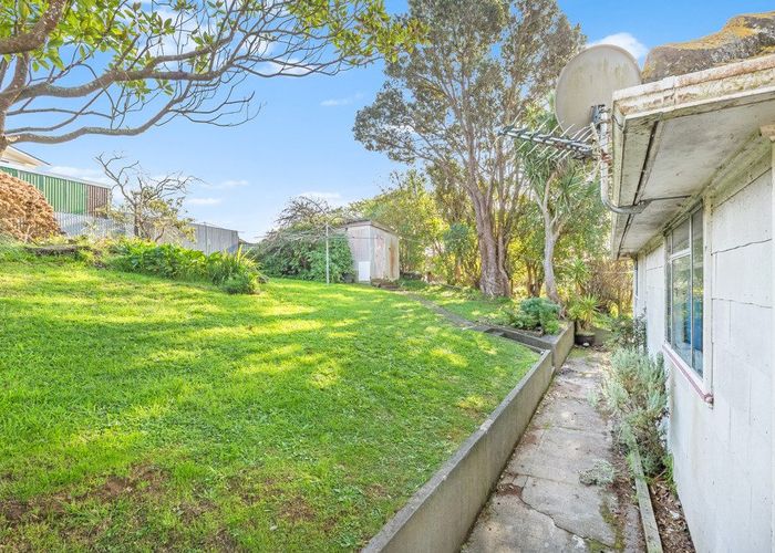  at 24 Martin Street, Ranui Heights, Porirua, Wellington