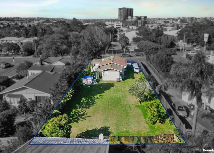  at 24 Rata Street, New Lynn, Waitakere City, Auckland