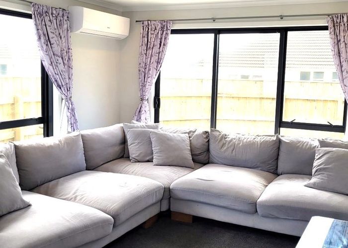  at 3D Taupiri Crescent, Titahi Bay, Porirua