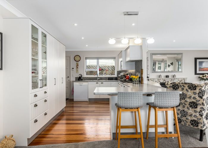  at 6 South Beach Road, Plimmerton, Porirua, Wellington