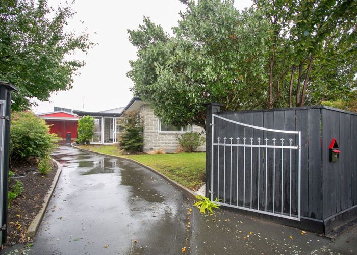  at 92 Greenhaven Drive, Burwood, Christchurch City, Canterbury