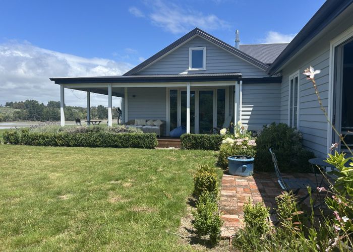  at 74 Bronte Road East, Bronte, Upper Moutere