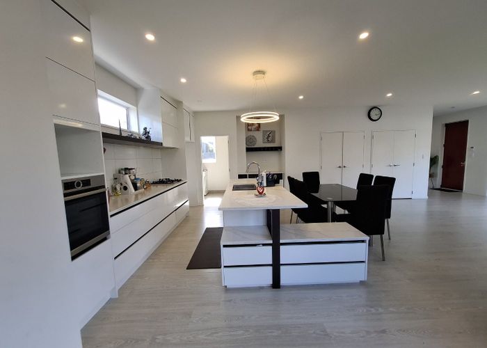  at 27c Westgate Drive, Westgate, Waitakere City, Auckland